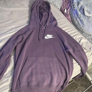 purple nike hoodie